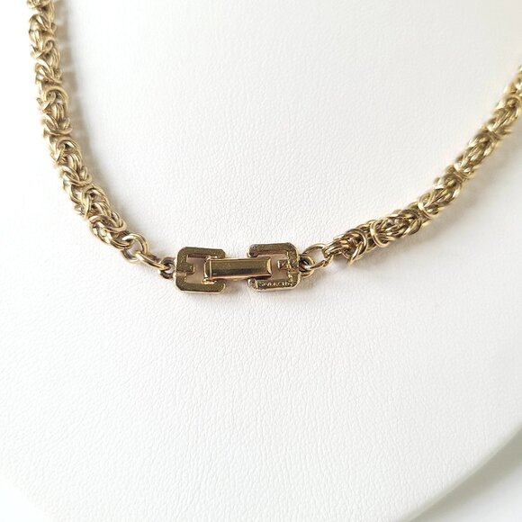 Vintage Givenchy Gold Plated 18" Byzantine Braided Chain Necklace Logo Clasp 80s - Picture 4 of 9